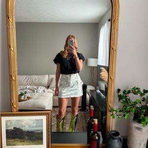 Meet your Posher, Samantha